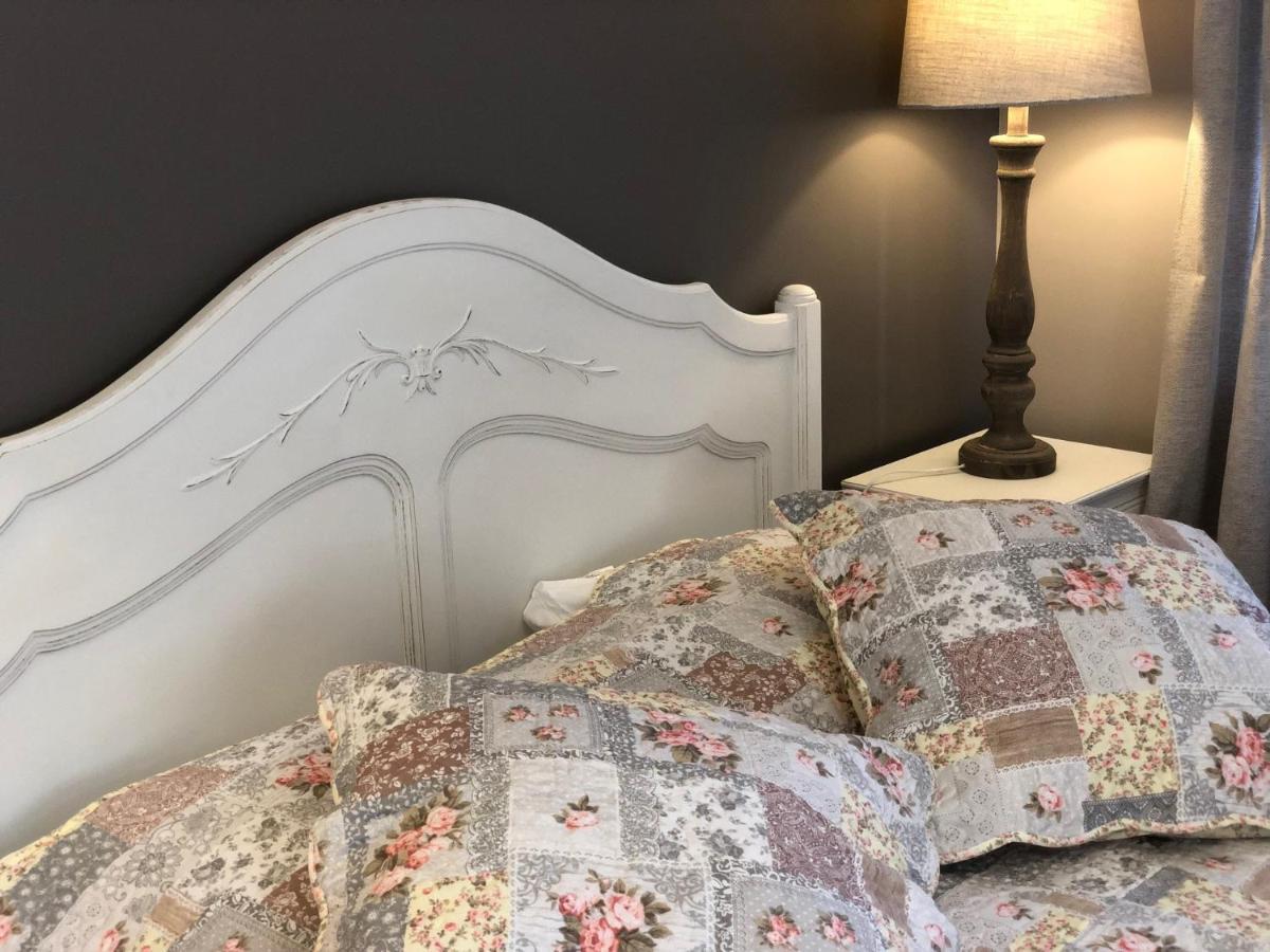 Les Villas Du Domaine De Suzel Vignieu ภายนอก รูปภาพ