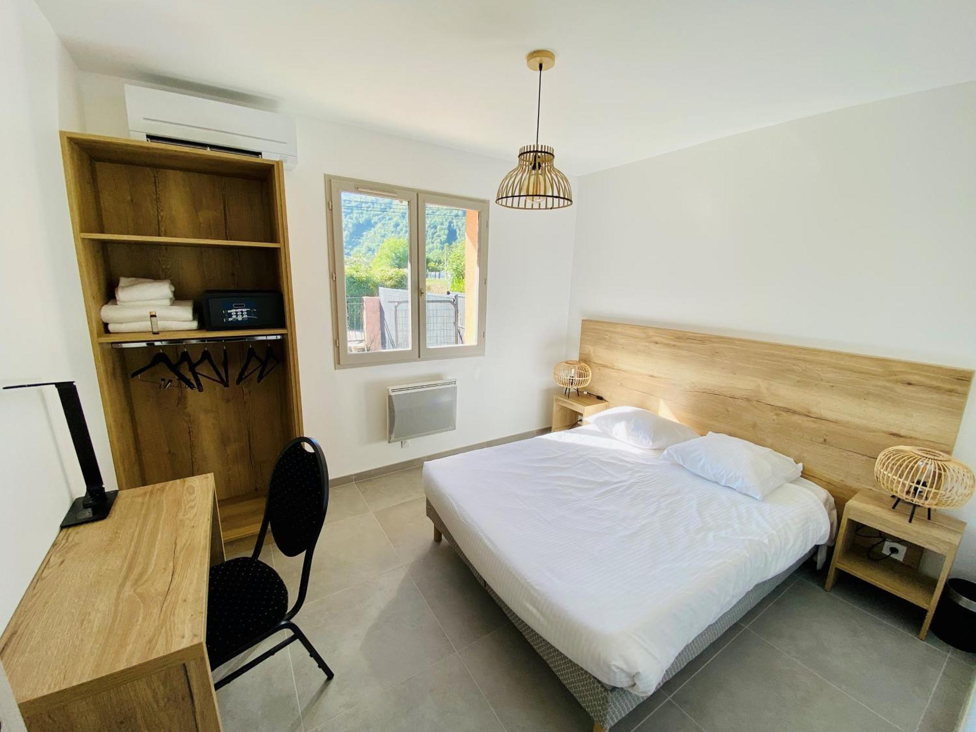 Les Villas Du Domaine De Suzel Vignieu ภายนอก รูปภาพ